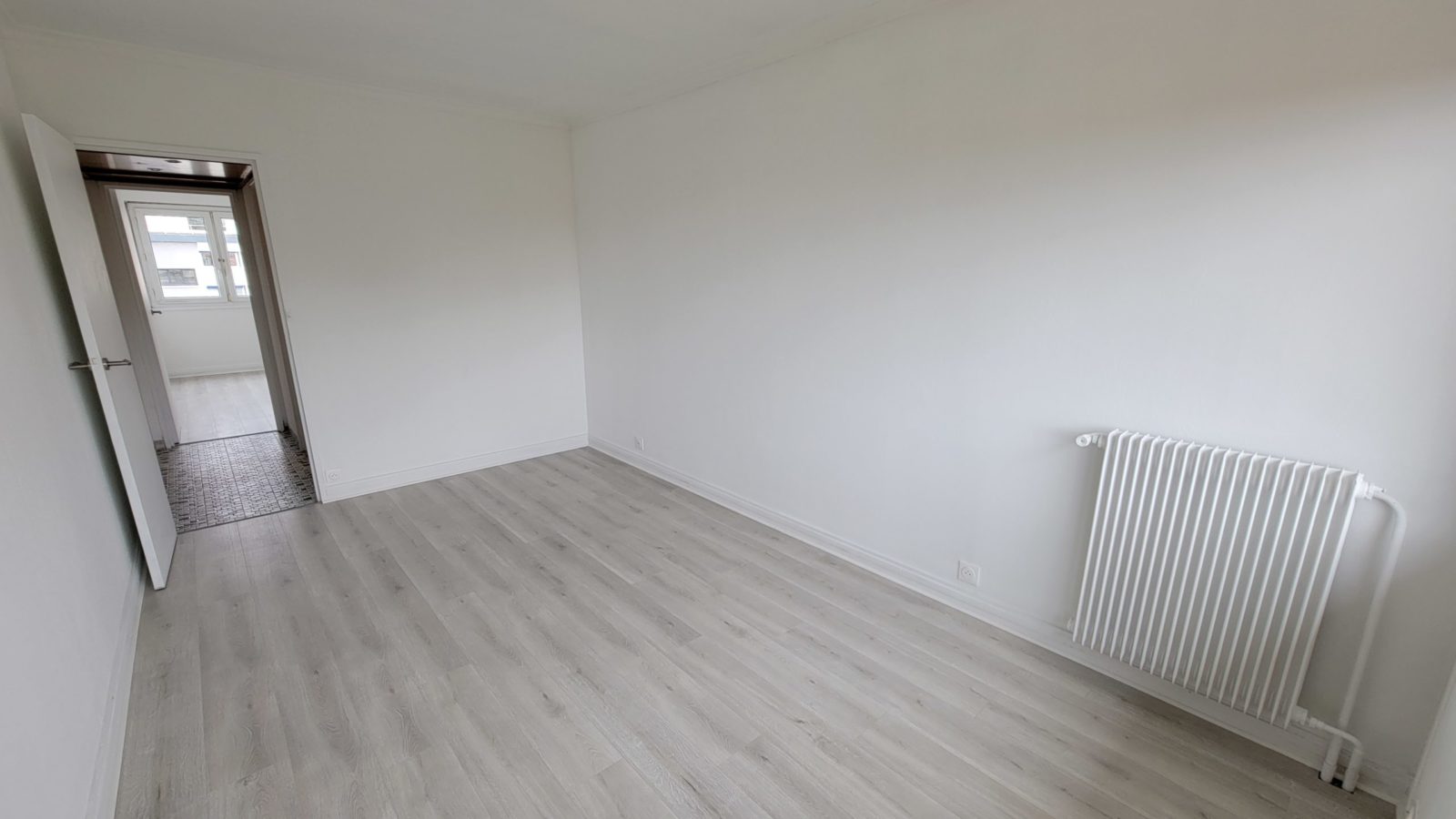 Appt M 0172 4 Pieces Saint Michel 26